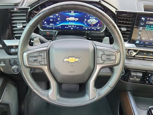Used 2023 Chevrolet Silverado 1500 High Country w/ High Country Premium Package AWD/4WD image 18