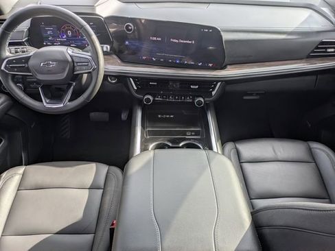 Used 2025 Chevrolet Tahoe Z71 w/ Z71 Off-Road Package image 11