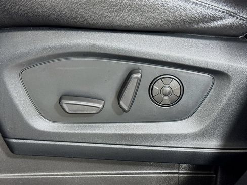 Used 2022 Ford Explorer ST w/ Equipment Group 401A AWD/4WD image 18
