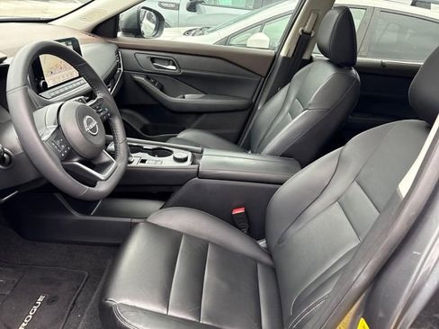 Used 2023 Nissan Rogue SL w/ SL Premium Package image 9