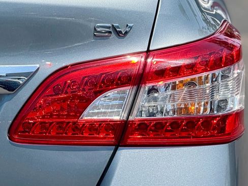 Used 2014 Nissan Sentra SV image 5