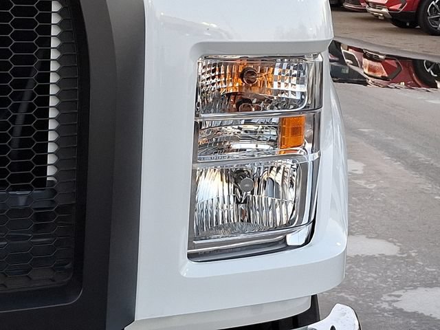 Used 2023 Ford F650 2WD Regular Cab Super Duty image 10