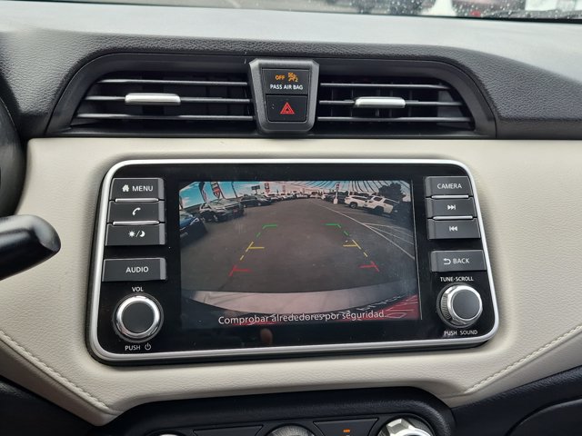 Used 2021 Nissan Versa SV FWD image 23