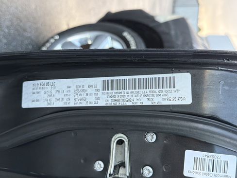 Used 2019 RAM 1500 Express w/ Express Value Package image 33