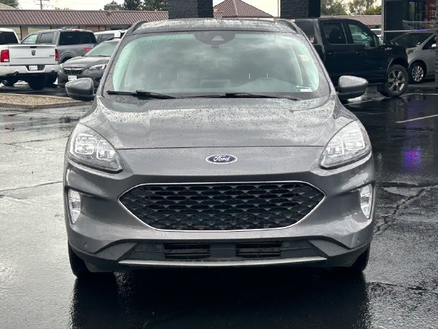 Used 2022 Ford Escape Titanium w/ Class II Trailer Tow Package AWD/4WD image 9
