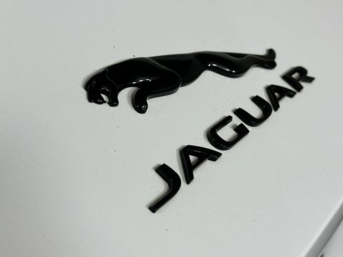 Used 2024 Jaguar F-TYPE Coupe AWD image 25