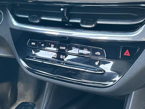 Used 2024 Buick Envista Avenir FWD image 22