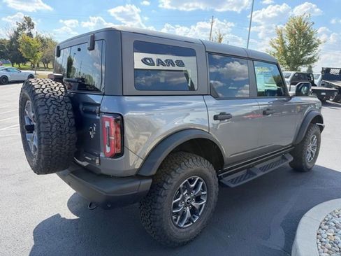 New 2025 Ford Bronco Badlands image 6