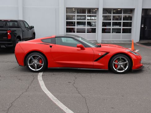 Used 2014 Chevrolet Corvette Stingray Coupe w/ 2LT Preferred Equipment Group image 11