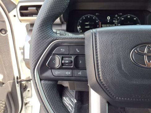 Used 2025 Toyota Tacoma TRD Sport RWD image 15