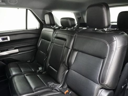 Used 2024 Ford Explorer Limited AWD/4WD image 28