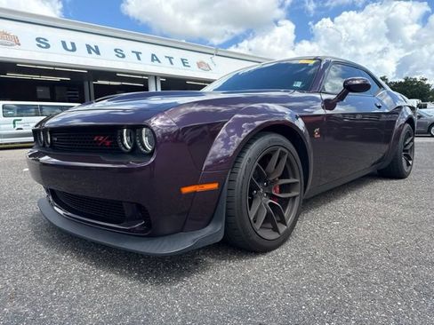 Used 2022 Dodge Challenger R/T Scat Pack RWD image 3