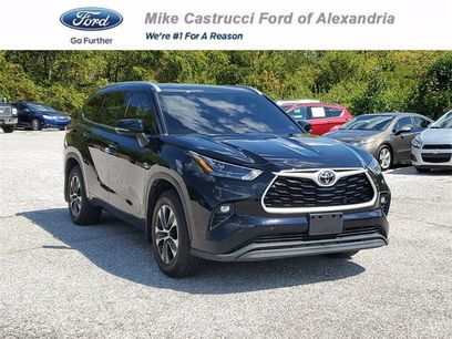 Used 2022 Toyota Highlander XLE