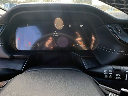 New 2026 Jeep Grand Cherokee Altitude image 24