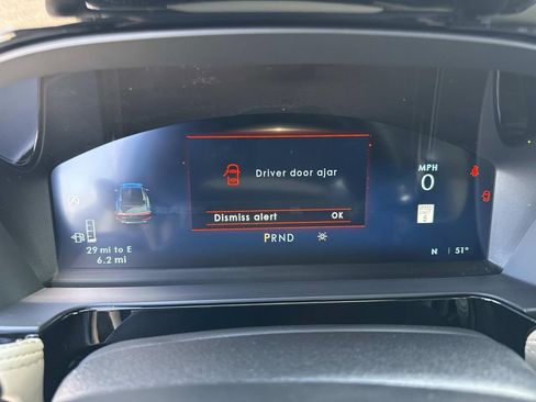 New 2026 Lincoln Corsair Premiere image 27