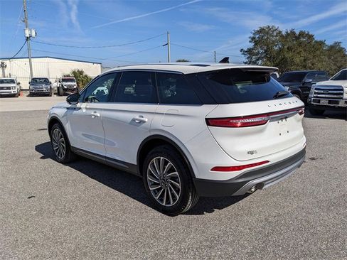 Used 2025 Lincoln Corsair Reserve w/ Rear Removable Package Tray image 6