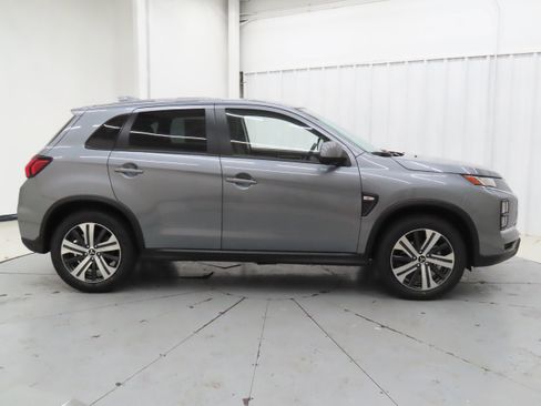 New 2026 Mitsubishi Outlander Sport ES image 2