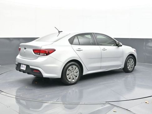 Used 2020 Kia Rio LX image 14