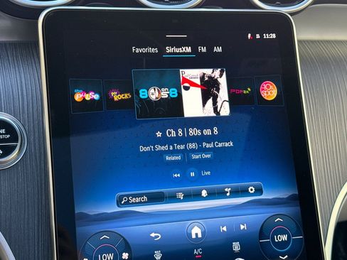 New 2026 Mercedes-Benz GLC 300 image 34