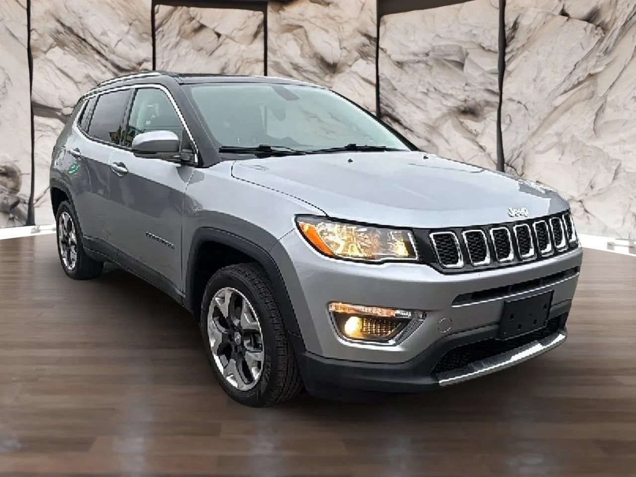 Used 2019 Jeep Compass Limited w/ Safety & Security Group AWD/4WD image 3