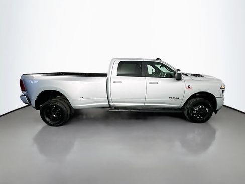 New 2026 RAM 3500 Laramie AWD/4WD image 8