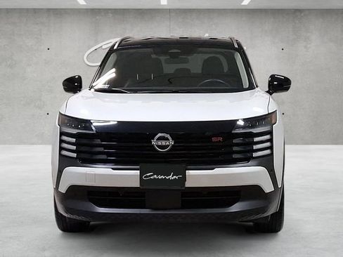 Certified 2025 Nissan Kicks SR image 18