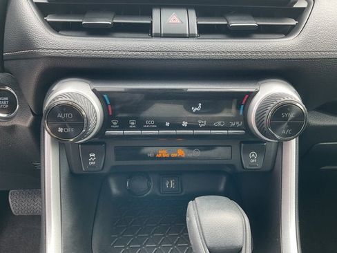 Used 2023 Toyota RAV4 XLE image 24