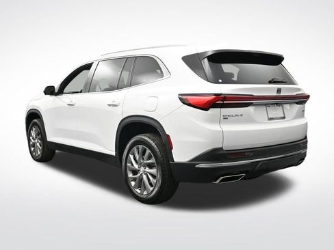 Used 2026 Buick Enclave Preferred w/ Power Package AWD/4WD image 3
