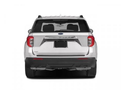 Used 2023 Ford Explorer XLT w/ Equipment Group 202A AWD/4WD image 8