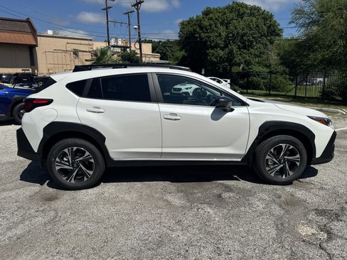 New 2026 Subaru Crosstrek 2.5i Premium AWD/4WD image 2
