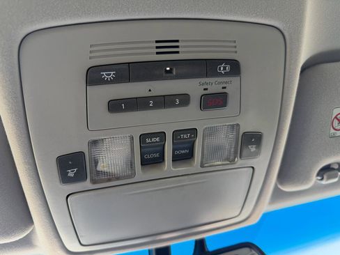 Used 2010 Lexus ES 350 image 11