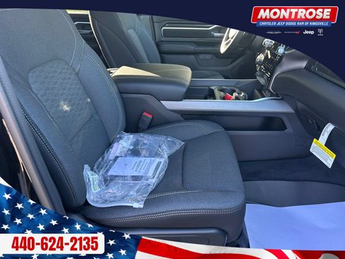 New 2026 RAM 1500 4x4 Crew Cab image 31