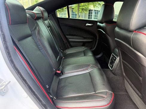 Used 2022 Dodge Charger Scat Pack RWD image 39
