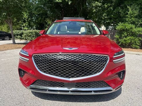 Used 2025 Genesis GV70 2.5T w/ Select Package AWD/4WD image 3