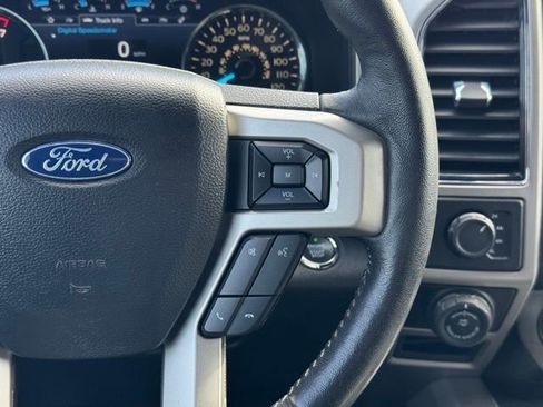 Used 2019 Ford F150 Lariat w/ Equipment Group 502A Luxury AWD/4WD image 27