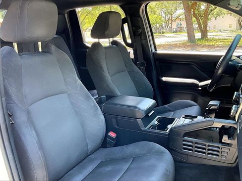 Used 2024 Toyota Tacoma SR RWD image 28