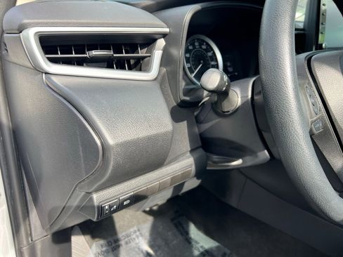 Used 2022 Toyota Corolla LE image 23