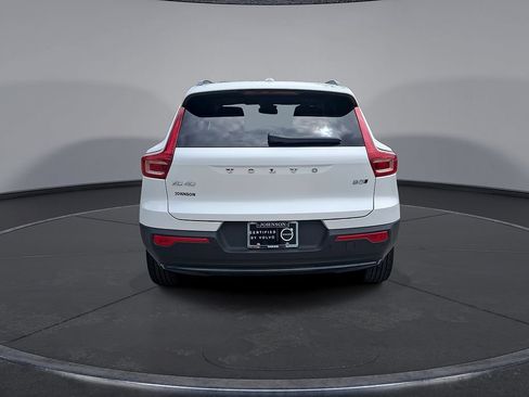 Certified 2026 Volvo XC40 B5 Plus AWD/4WD image 29