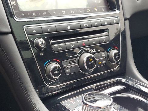 Used 2019 Jaguar XJ L Supercharged image 29