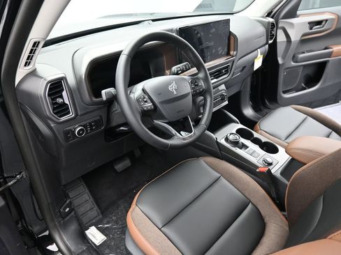 New 2025 Ford Bronco Sport Outer Banks w/ Outer Banks Tech Package+ image 11