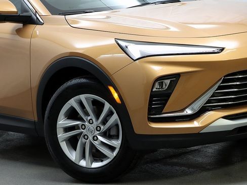 New 2026 Buick Envista Preferred image 3