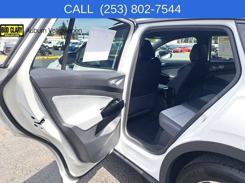 Used 2024 Volkswagen ID.4 2WD image 12