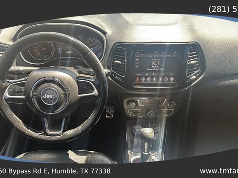 Used 2020 Jeep Compass Limited AWD/4WD image 9