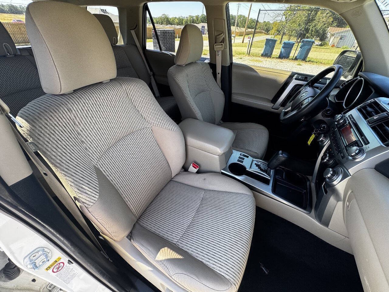 Used 2012 Toyota 4Runner SR5 RWD image 15