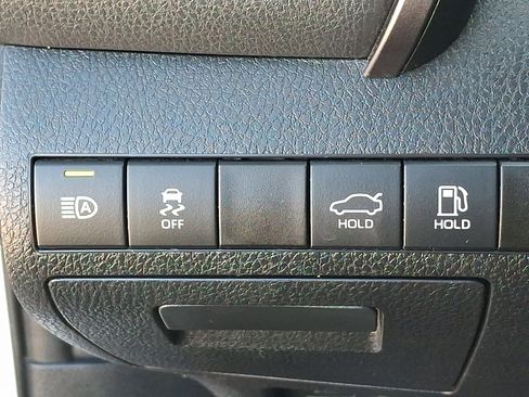 Certified 2023 Toyota Camry LE image 25