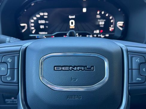 Used 2023 GMC Yukon XL Denali Ultimate image 30