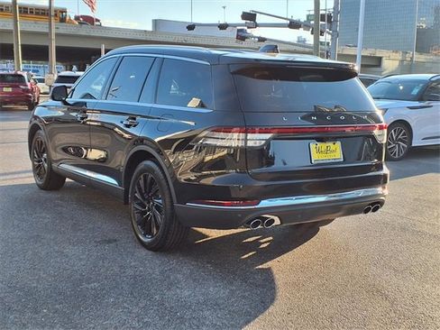 New 2025 Lincoln Aviator 2WD w/ Equipment Group 101A image 4