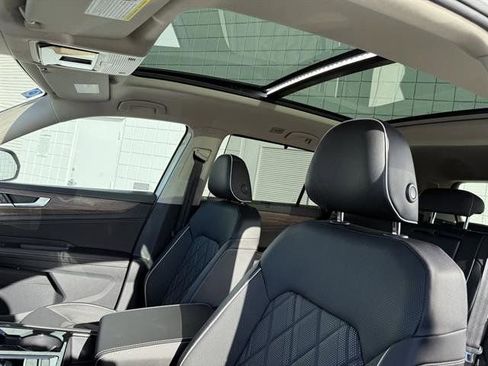 New 2025 Volkswagen Atlas SEL Premium R-Line image 20