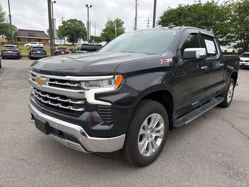 Used 2024 Chevrolet Silverado 1500 LTZ AWD/4WD image 8