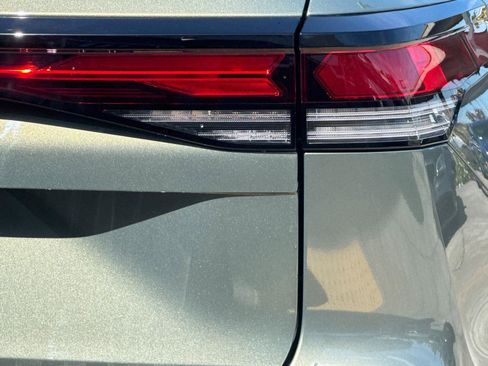 New 2026 Volkswagen Tiguan SE R-Line image 25